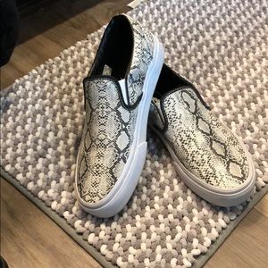Vans snakeskin print leather
